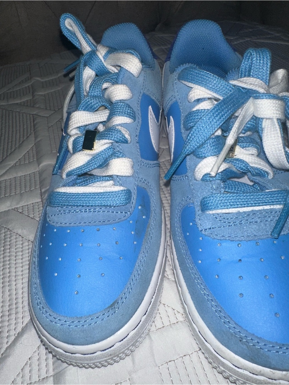 Nike Air Force One Low-Top Sneakers - Sky Blue & White - Picture 7 of 9